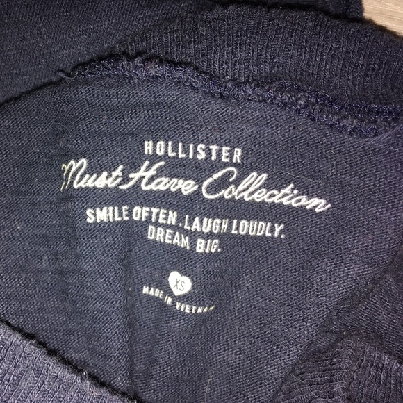 Hollister Navy blue long sleeve top, white stripe - Picture 4 of 4